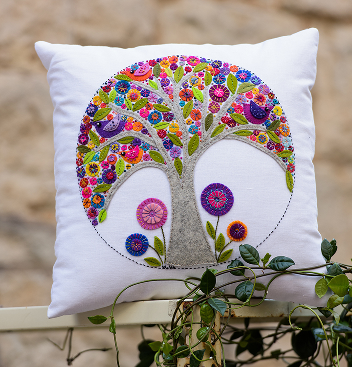 Tree of cheap life cushions