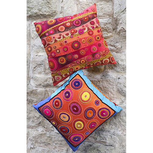 Red Centre Cushion-Pattern