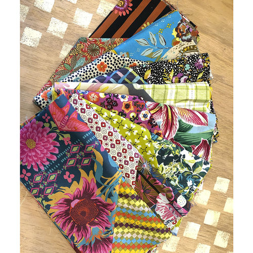 MODERN WEDGE-FABRIC BUNDLE