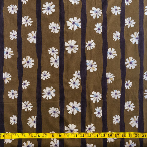 White flower - Brown