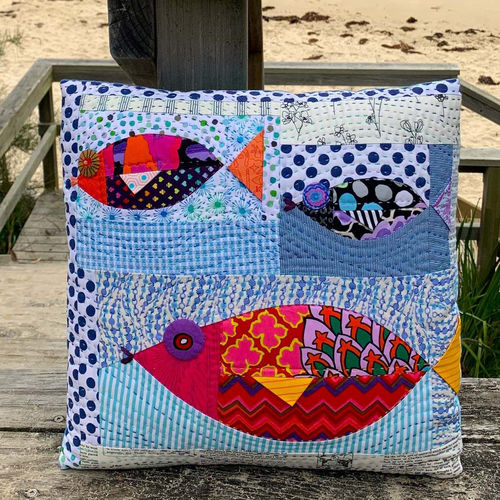 Ollies Fish Pillow - pattern